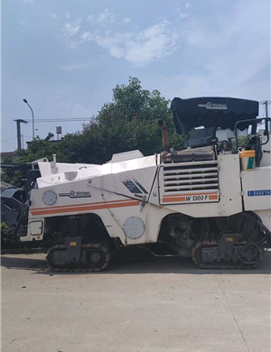 الأصلي المستوردة W1300F Wittgen آلة طحن