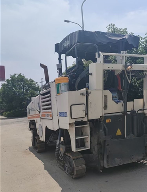الأصلي المستوردة Wirtgen 1300F آلة طحن