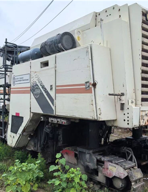 Wirtgen W2000 آلة طحن