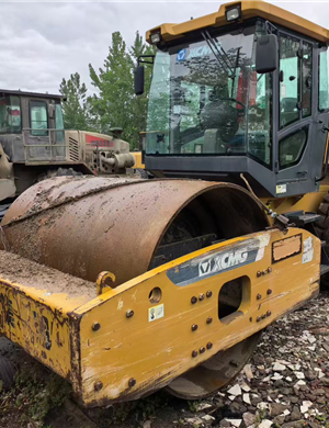 واحد الصلب عجلة واحدة  