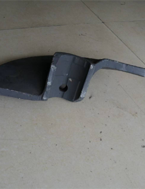 V ö gel paver 420 single hole main blade right part number 2186385   