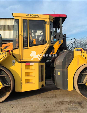 BOMAG   203 with dual steel wheels, over 3000 hours, original paint