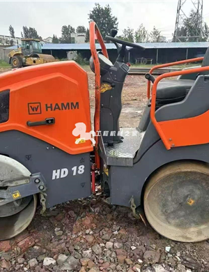 22 - летний Хаммер 18 Маленькое стальное колесо, 1700 часов.