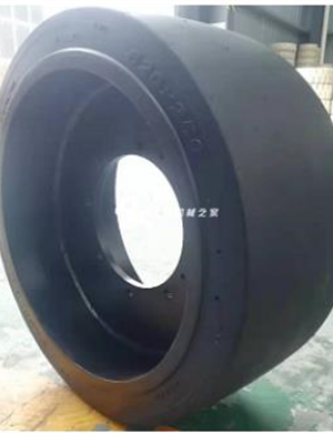 WIRTGEN milling machine front wheel part number 2136698