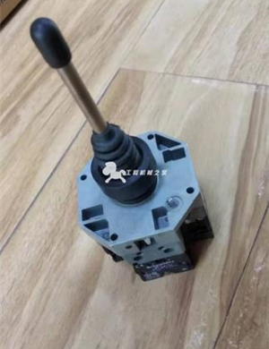 Wirtgen leg lift control lever part number 29595 