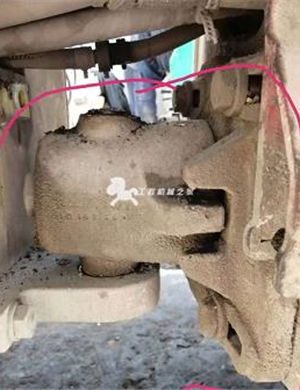  BOMAG intermediate hinge assembly part number 800501