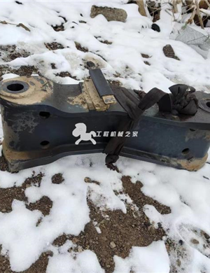  BOMAG steering crossbeam part number 92012536 