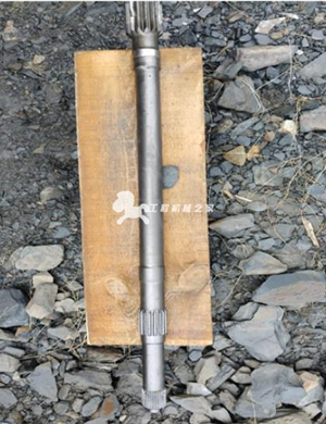 BOMAG Rear Axle Semi-Axle Part Number 05586425  