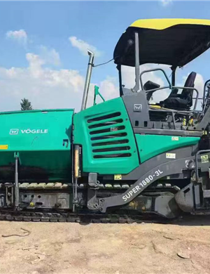 2018 Vogler 1880L telescopic plate paver