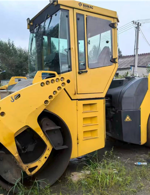 BOMAG 203 double drum in 2015