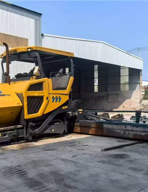 2018 XCMG 1655 paver