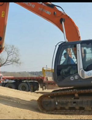 Selling second-hand Hitachi excavators